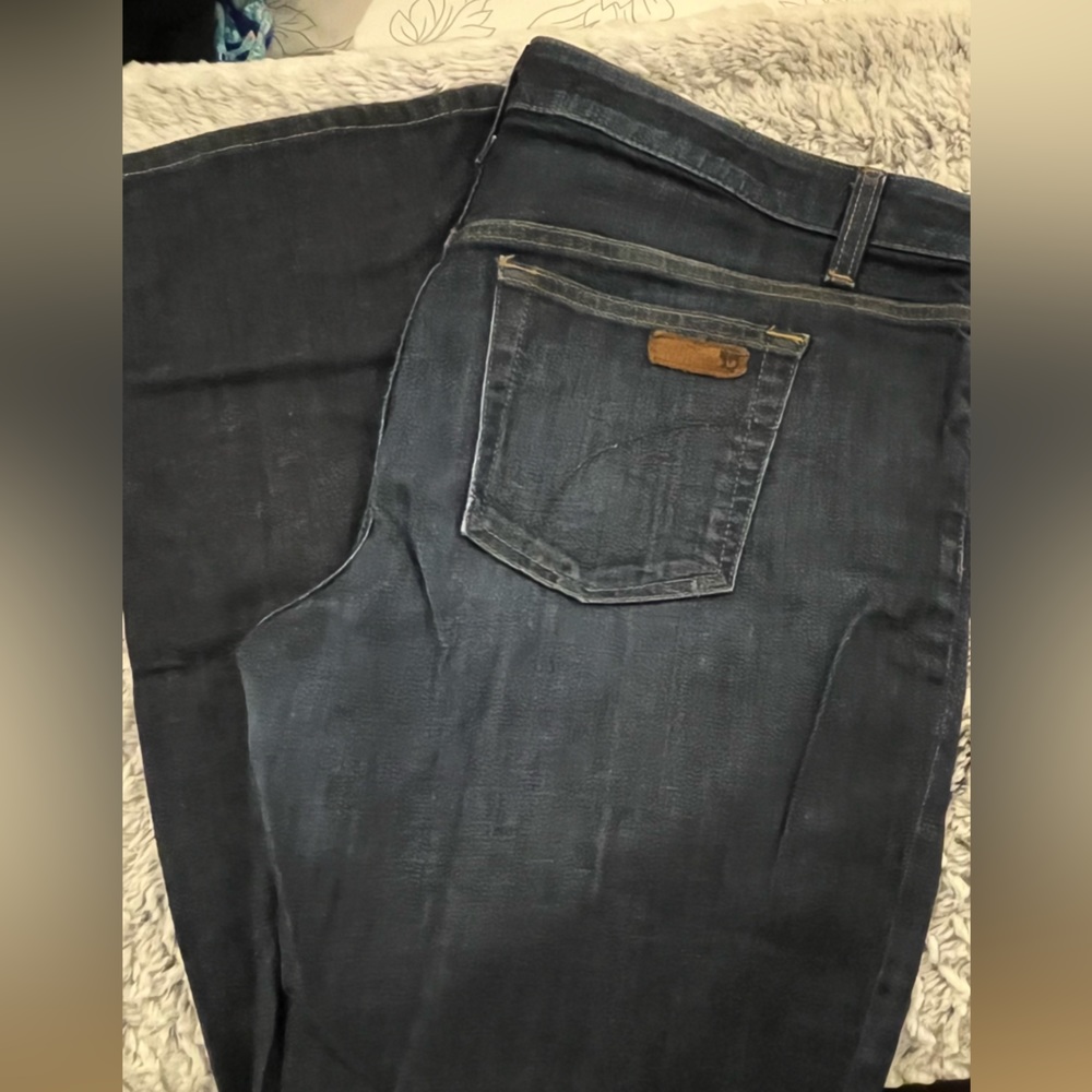 EUC Joes Jeans. High rise. Boot cut. Side 32